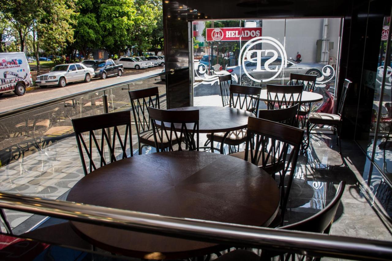 Serpyl Plaza Hotel إنكارناسيون المظهر الخارجي الصورة